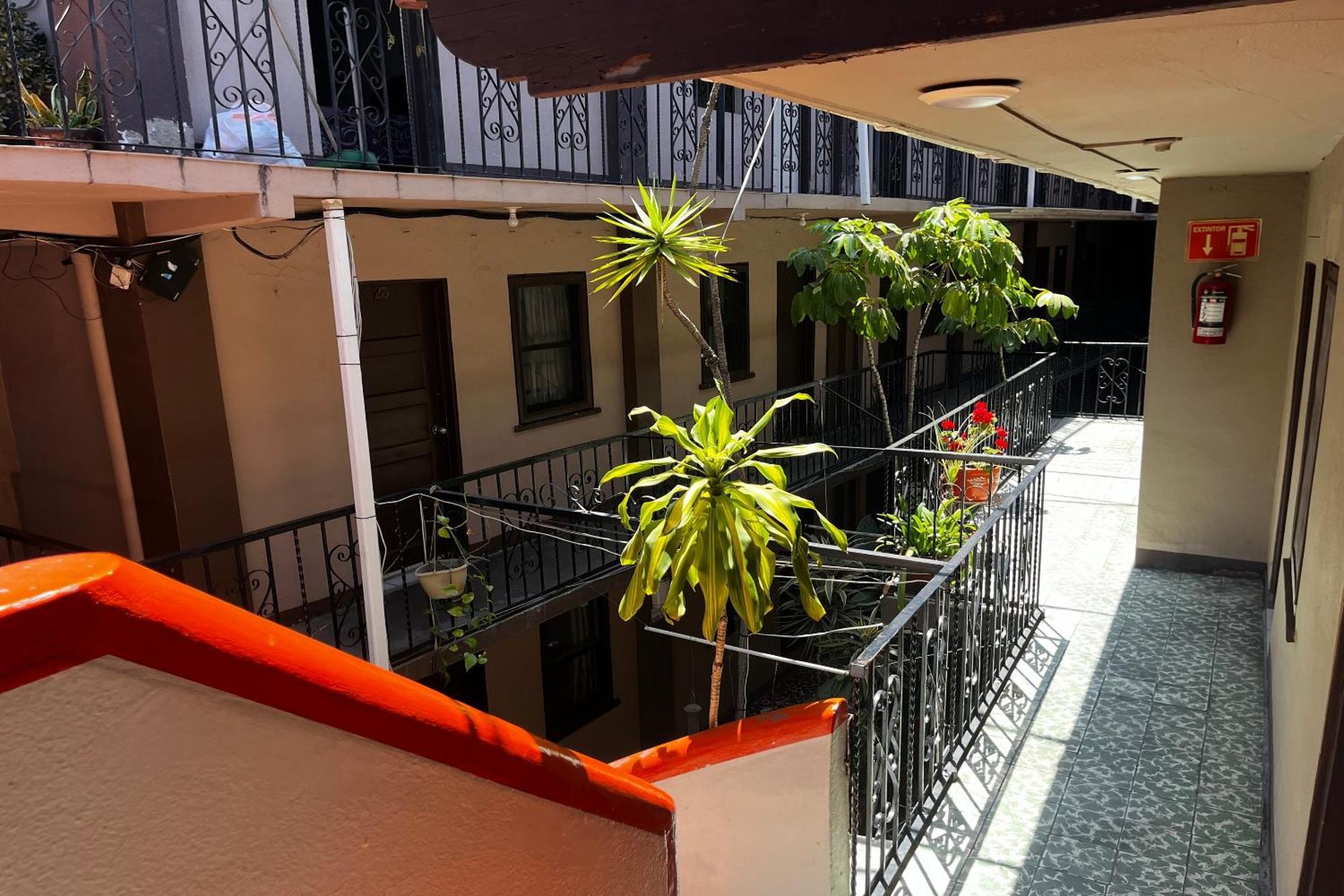 Oyo Hotel Linda Tijuana Exteriör bild